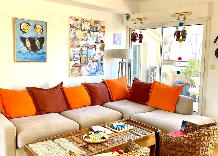 Prado Spacious And Sunny Loft In Marseille