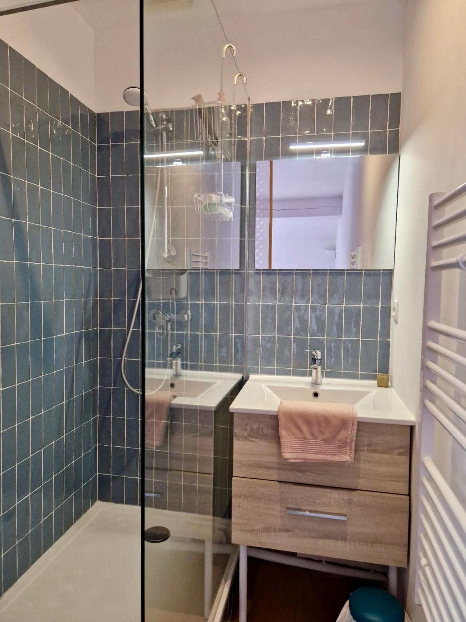 Apartment Prado Spacious And Sunny Loft In *