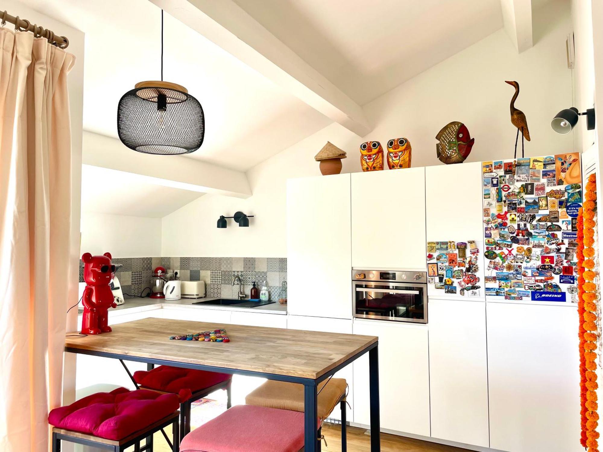 Prado Spacious And Sunny Loft In Marseilles