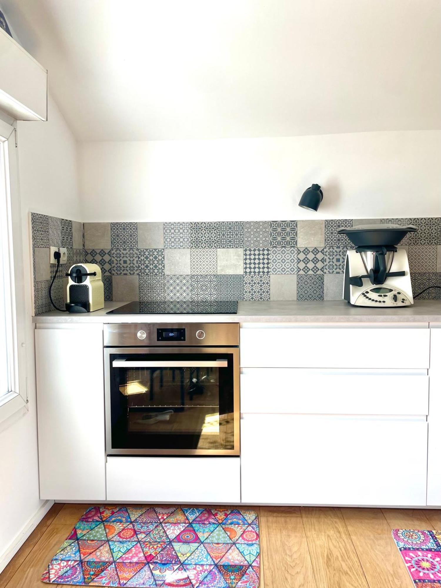 Prado Spacious And Sunny Loft In Apartment *